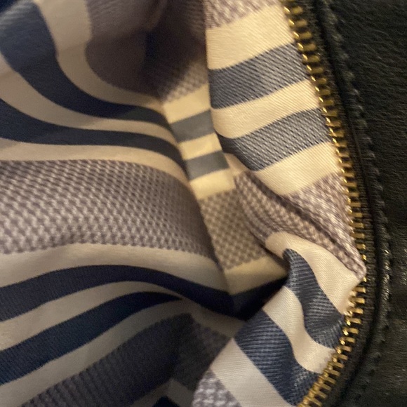 Urban Expressions black backpack - Picture 4 of 6